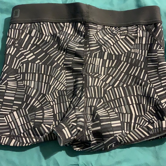 Nike pro shorts - Picture 2 of 4